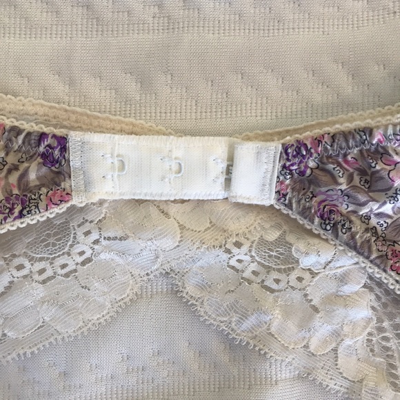 Vintage 1980s Christian Dior Silk Garter Belt Size Small. - Picture 9 of 11